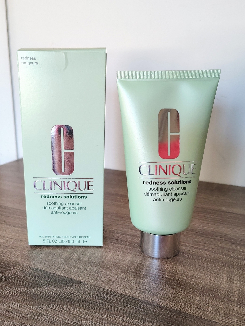 Clinique 8 Piece Lot NEW Redness Solutions Full Size - Picture 6 of 11